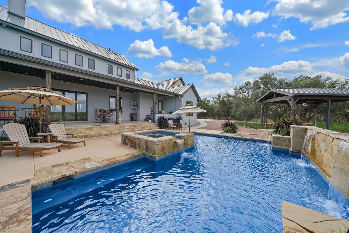 1025-malbec-loop reshoot-7