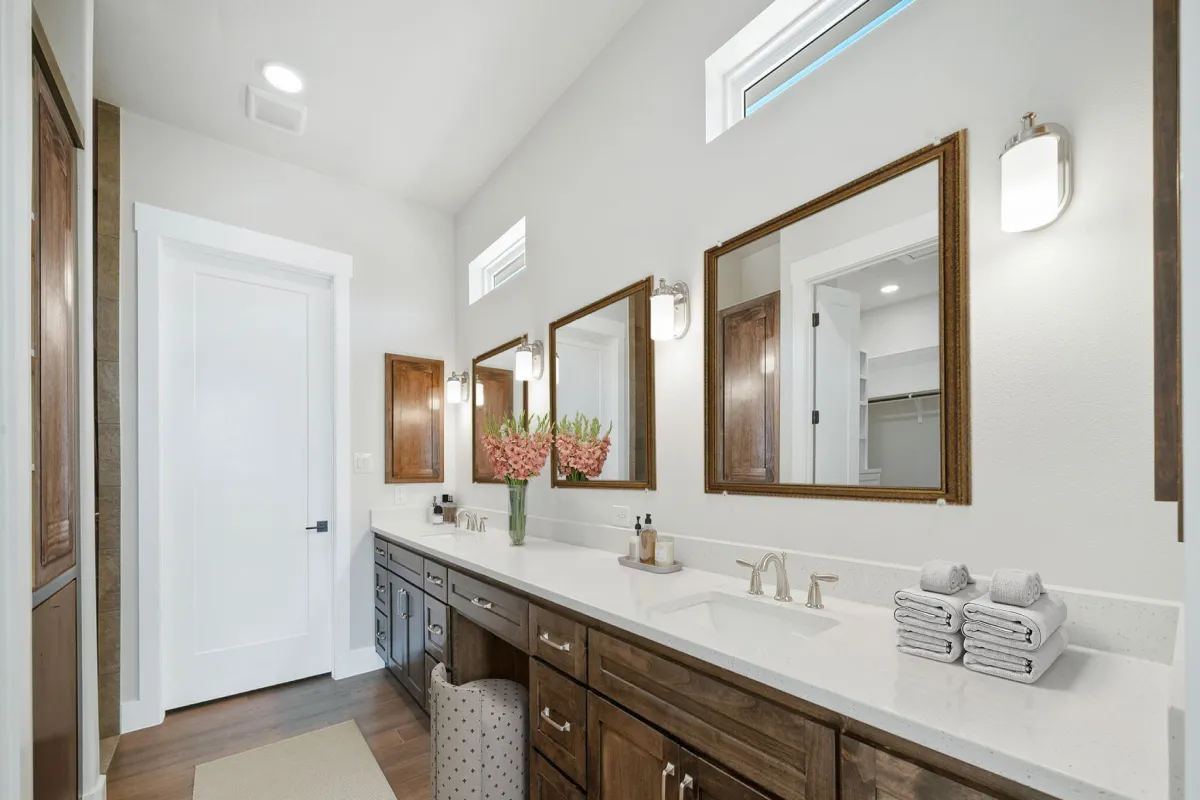 27-web-or-mls-San Jose Master Bathroom_final (1)